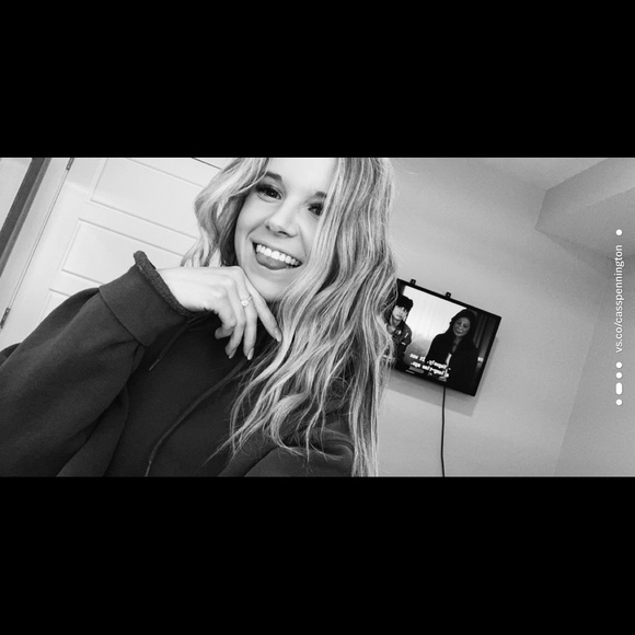 Meet your Posher, Cassidy - Picture 1 of 1